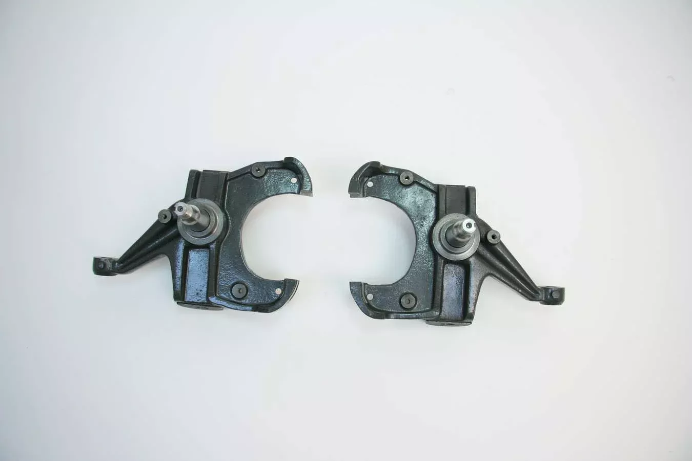 Belltech - 73-87 C10 HD/73-91 Suburban Spindle Set