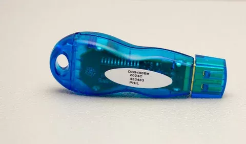 “I” BUTTON ADAPTER