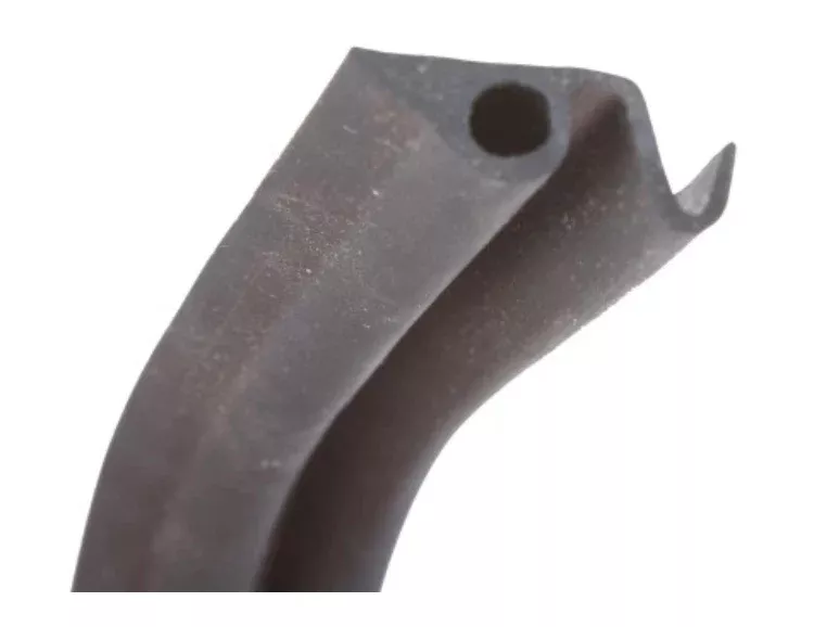 MGB-11G1396 Pillars, Door sill