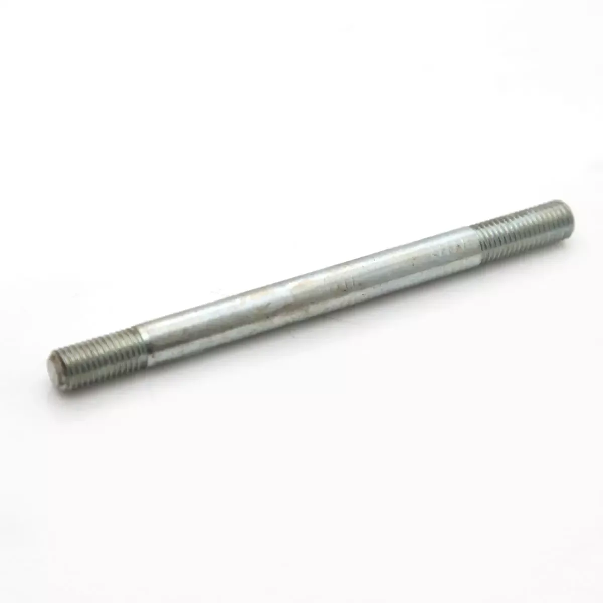 tr6-105123 Rocker cover stud 1968-76